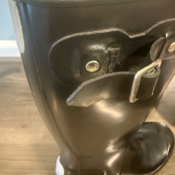 Hunter Classic Black Waterproof Boots - Picture 8 of 9